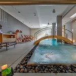 Hotel Select & - 4*