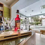 Select & - Hotel 4*