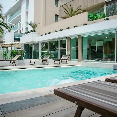 Select & - 4* Riccione