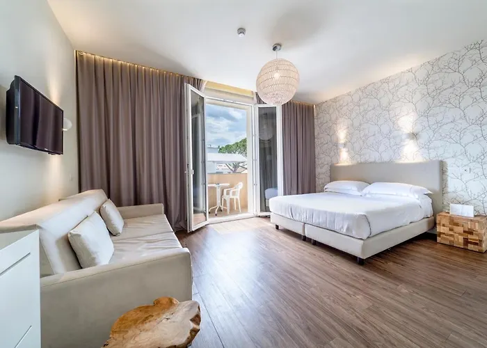 Select & - Hotell 4*