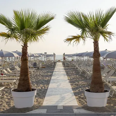 Select & - Hotel Riccione