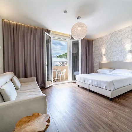 Select & - Hotel 4*
