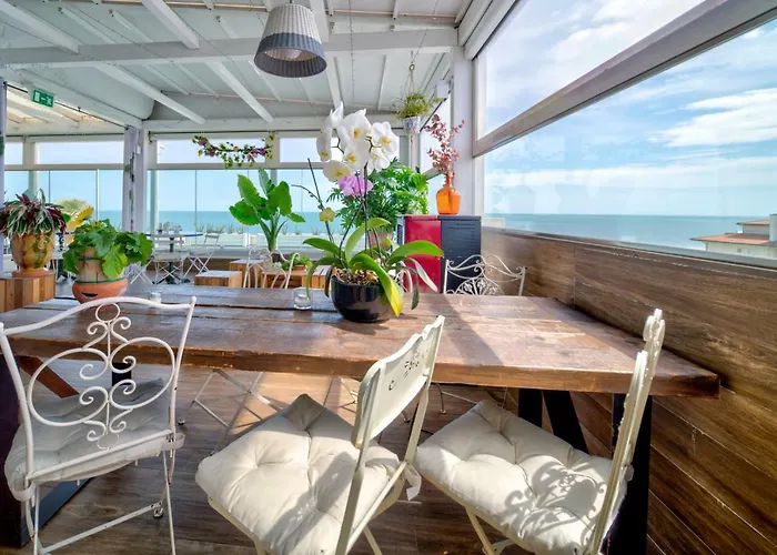 Select & - 酒店 4*