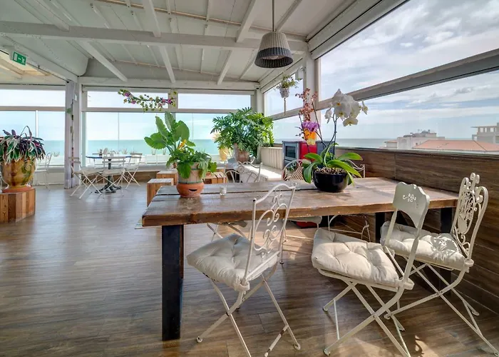 Select & - Szálloda